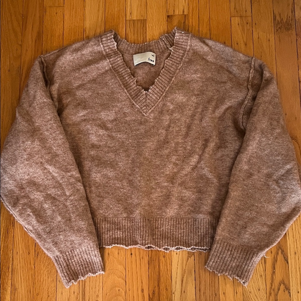 EUC Aritzia Wilfred Free Krause Sweater Tan 2
